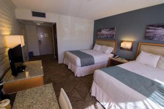Thunderbird Lodge - Inside the Park - 2