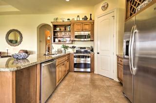 Casa Sol House with Deck in Crystal Beach! - Patton Woods - 2