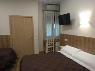 Hostal Toledo - 2