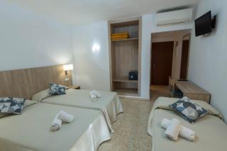 Hostal Mayol - Santa Eularia des Riu - 1