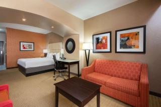 La Quinta by Wyndham Harrisburg-Hershey - 1