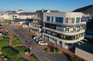 Walker Bay Luxury Seafront Apartment - Hermanus - 2