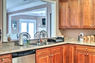 Waterfront NOLA Villa: 23 Mi to French Quarter! - 3