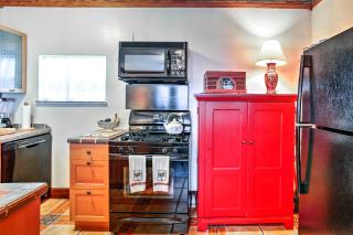 Walk to Attractions Tropical Lake Worth Hideaway! - 3