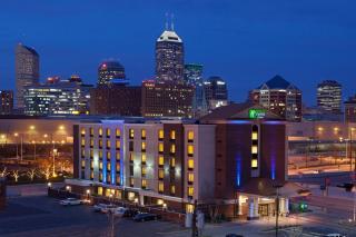 Holiday Inn Express Hotel & Suites Indianapolis Dtn-Conv Ctr by IHG - Indianapolis - 0