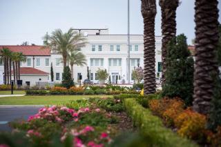 Centennial Plaza Resort Gulfport - 1