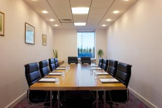 Holiday Inn Salisbury - Stonehenge by IHG - Salisbury - 2