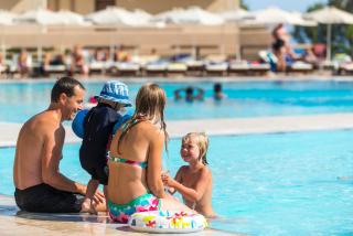 Sun Beach Resort - 2