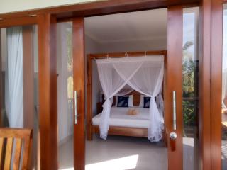 Suryadina Guest House - Ubud - 0