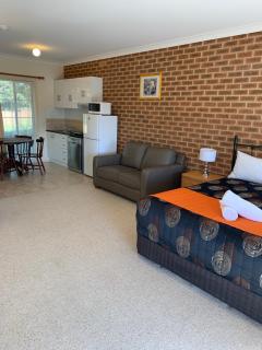 Motel Views Yackandandah - 9