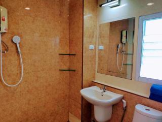 Quiet studio with king bed, kitchen and balcony - Banguecoque - 6