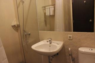 Hotel Alpha Makassar RedPartner - 9
