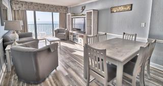 Suites at the Beach - 6