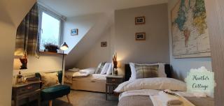 Heather Cottage - Stylish 3 Bedroom Cottage, Garden, Parking, Pets Welcome - 3