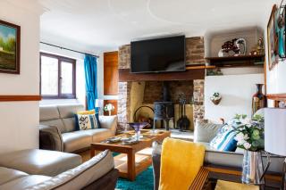 Herefordshire Holiday Cottages - Lea - 1