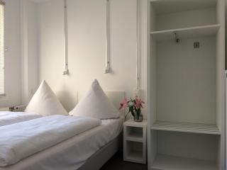 Apartment&Rooms near Brandenburg Gate - Berlim - 9