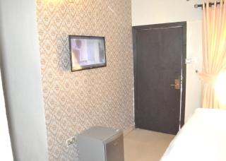 Triple Tee Hotel - Lagos - 1