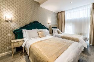 Old Town Boutique Hotel - 7