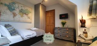 Heather Cottage - Stylish 3 Bedroom Cottage, Garden, Parking, Pets Welcome - 1