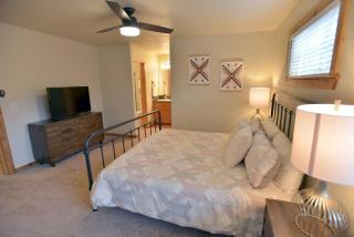 Mountain Therapy by Casago McCall - Donerightmanagement - 5