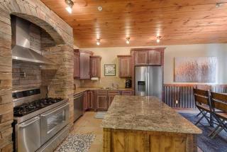 TimberCrest Downtown Lakeview Condo South by Casago McCall - Donerightmanagement - McCall - 5
