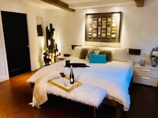 Luxury house 3 bedrooms with Inground pool 10 min to major attractions - 0