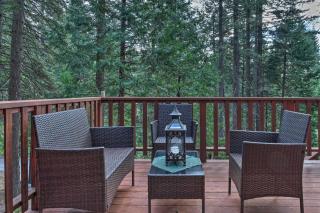 4 Mi to Big Tree State Park Serene Cabin with Deck - Arnold - 0