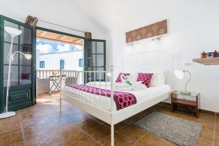 Casa Lili - Shared Pool - Close to Seafront Promenade - Sea Views from upper terrace - Punta de Mujeres - 7