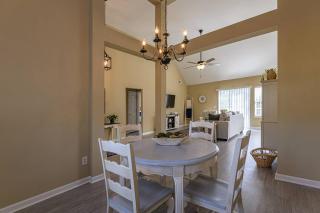 Bright Open House Minutes To Downtown Cartersville - 1