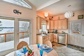 Oceanfront Sullivan Cottage on 6 Acres with Kayak! - 2