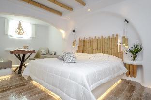 Naxos Island Escape Suites - 9