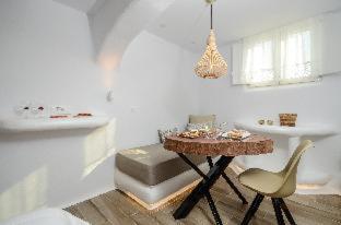 Naxos Island Escape Suites - 2