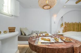 Naxos Island Escape Suites - 1