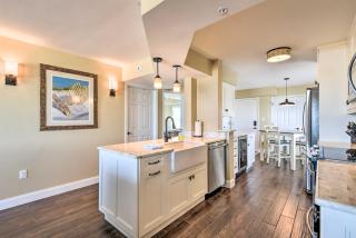 Luxe Oceanfront Condo with Pool, Beach Access and Gear - Ormond Beach - 2