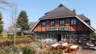 Landhotel garni zur Linde - Ratekau - 0