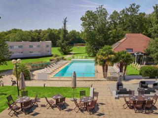 Novotel Fontainebleau Ury - Ury - 0