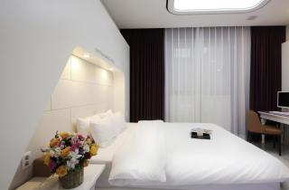 Urban Stay Hotel - Gwangju - 4