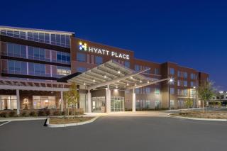 Hyatt Place Bakersfield - 9