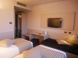 First Hotel Malpensa - Case Nuove - 1