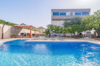Apartments Villa Odesa with shared pool - Zadar - 0