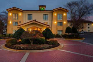 La Quinta Inn by Wyndham Norfolk Virginia Beach - 5
