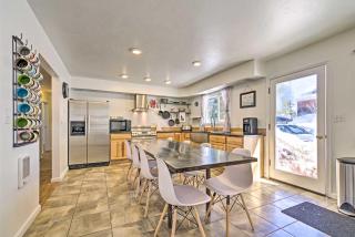 Updated Rustic Retreat Cabin Walk to Payette Lake - McCall - 9