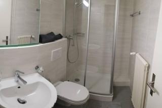 Off HSH Barre 6 - City Apartment next Cathedral Lausanne - 7