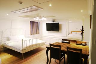 Hillside Hotel - Busan - 7