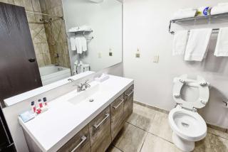 Super 8 by Wyndham High Point/Greensboro - High Point - 4