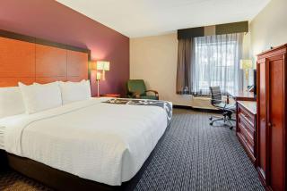 La Quinta by Wyndham Naples East (I-75) - Naples - 1