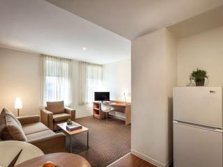 ibis Melbourne Hotel and Apartments - Melbourne - 2