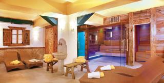 Hotel Dolomiti Schloss - 1