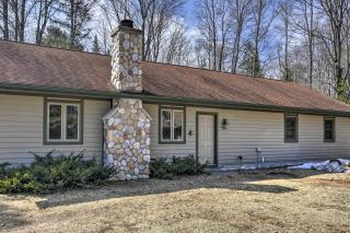 Waterfront Pike Lake Retreat Snowmobile Paradise - 3