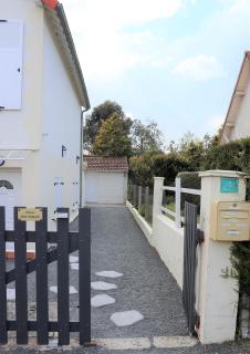 Villa des sables avec 1 studio pour 2 personnes pouvant être complété par une chambre avec sa salle de bain et WC si 4 personnes - Cabourg - 1
